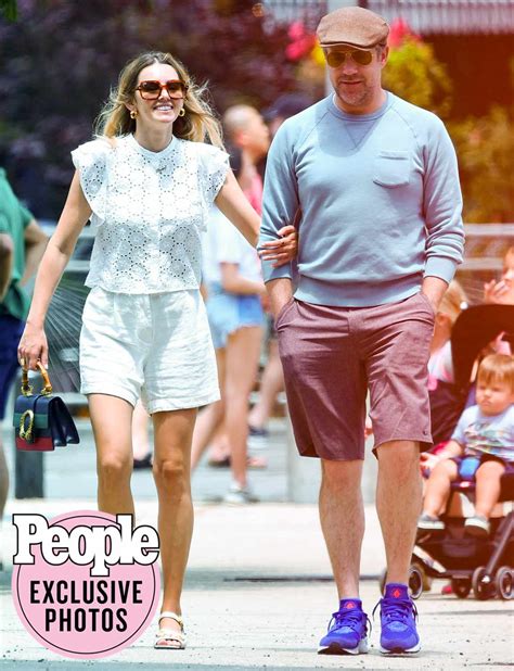 jason sudeikis dating|Jason Sudeikis and Keeley Hazell Seemingly Confirm Romance:。